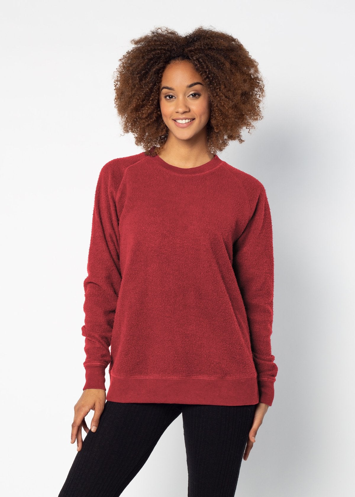 Crimson womens crew sweatshirt with ribbed crew neck, raglan sleeves and hem.