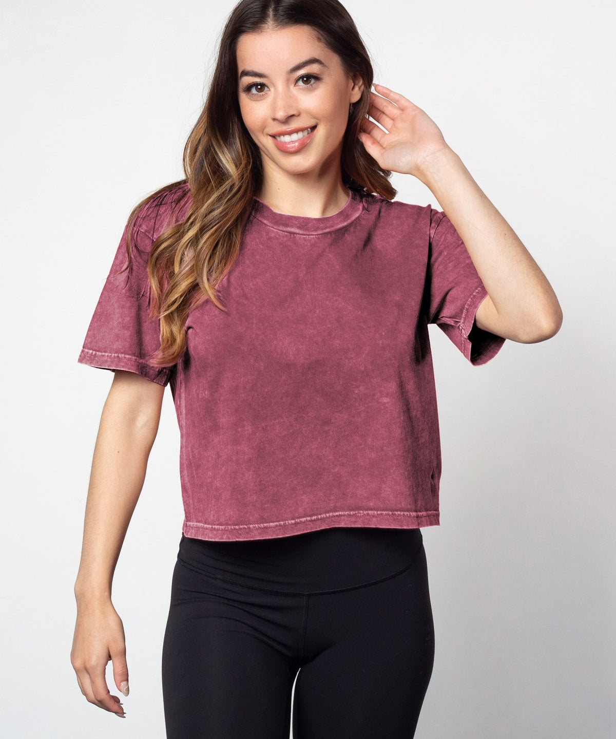 Merlot cropped short sleeve tee in a relaxed boxy silhouette with a vintage inspired wash finish.